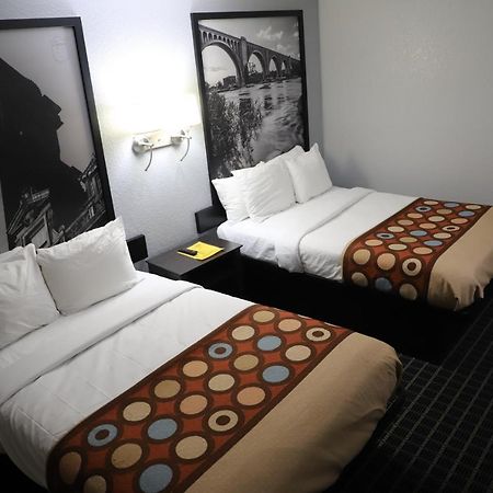 Hotel Super 8 By Wyndham Richmond Airport Va Sandston Esterno foto