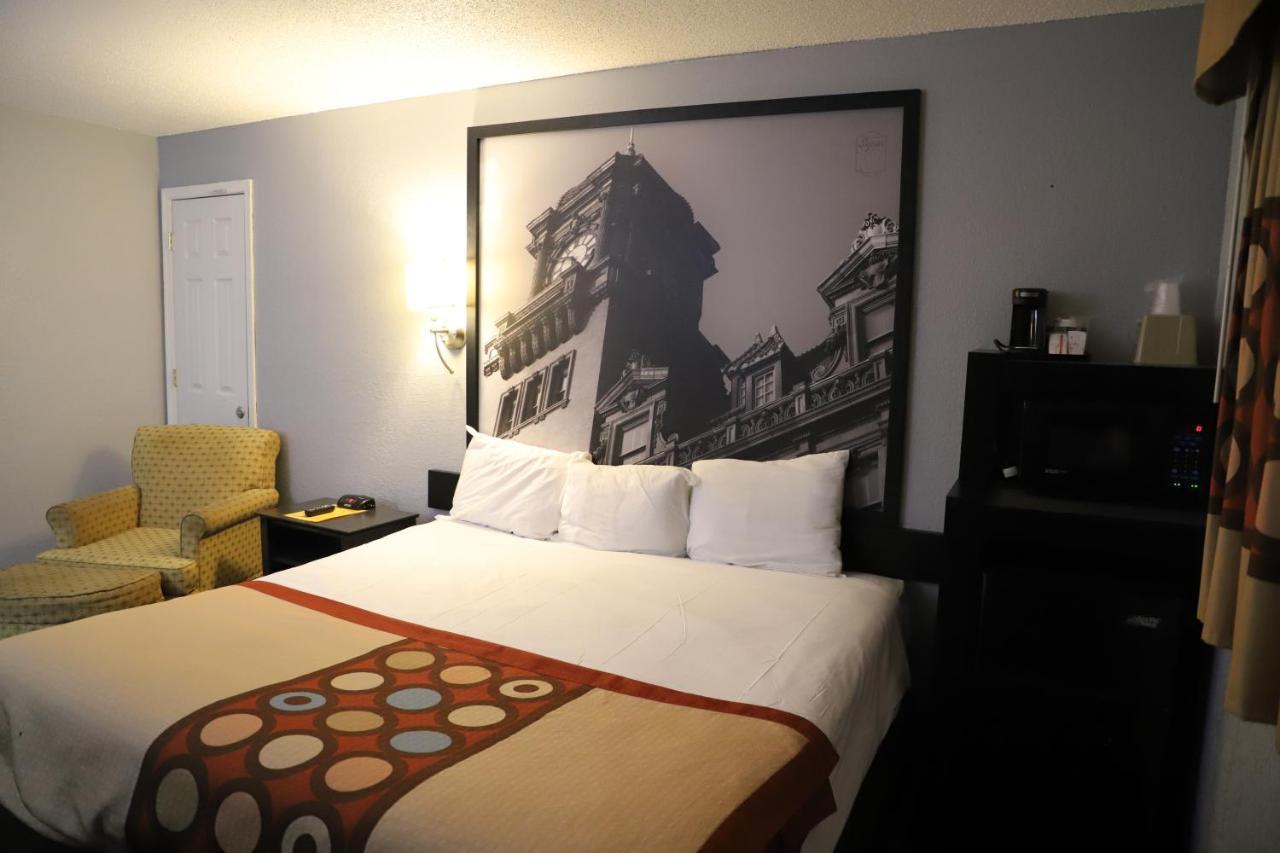 Hotel Super 8 By Wyndham Richmond Airport Va Sandston Esterno foto
