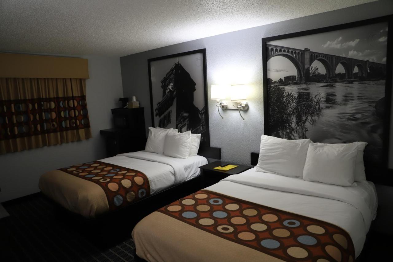 Hotel Super 8 By Wyndham Richmond Airport Va Sandston Esterno foto